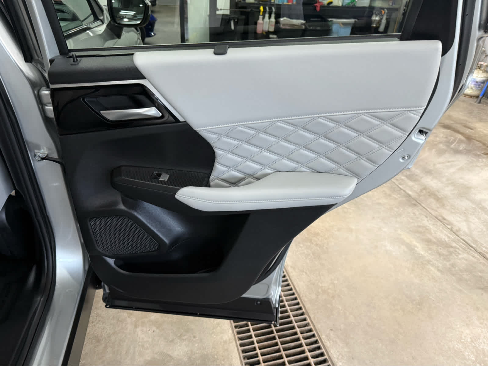 2024 Mitsubishi Outlander SEL