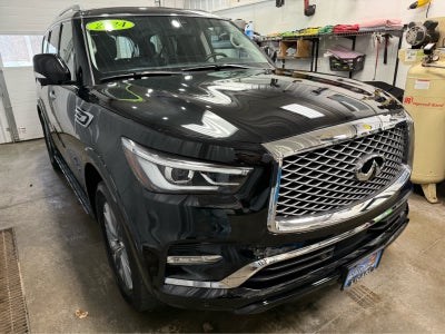 2024 INFINITI QX80 LUXE