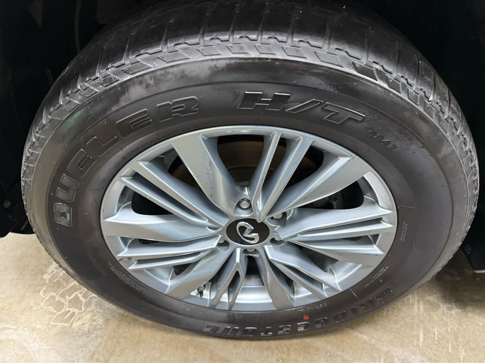 2024 INFINITI QX80 LUXE