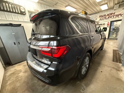 2024 INFINITI QX80 LUXE