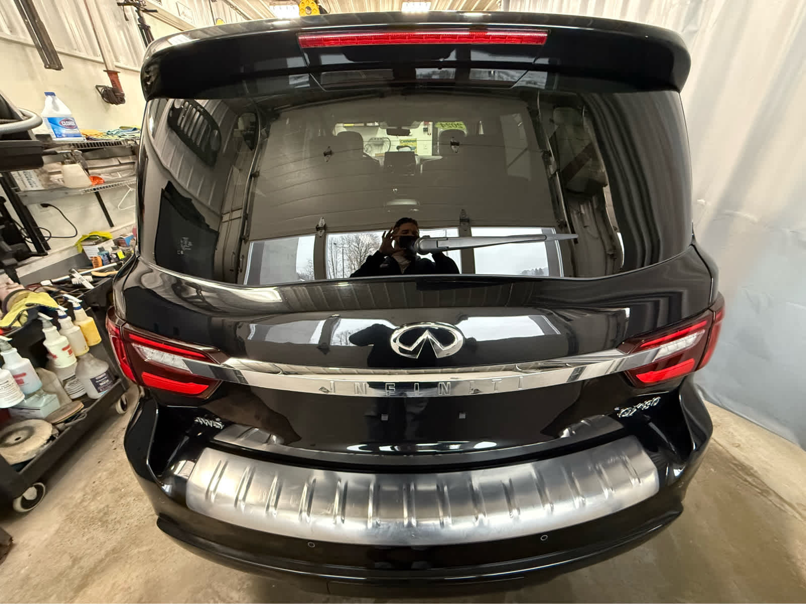 2024 INFINITI QX80 LUXE