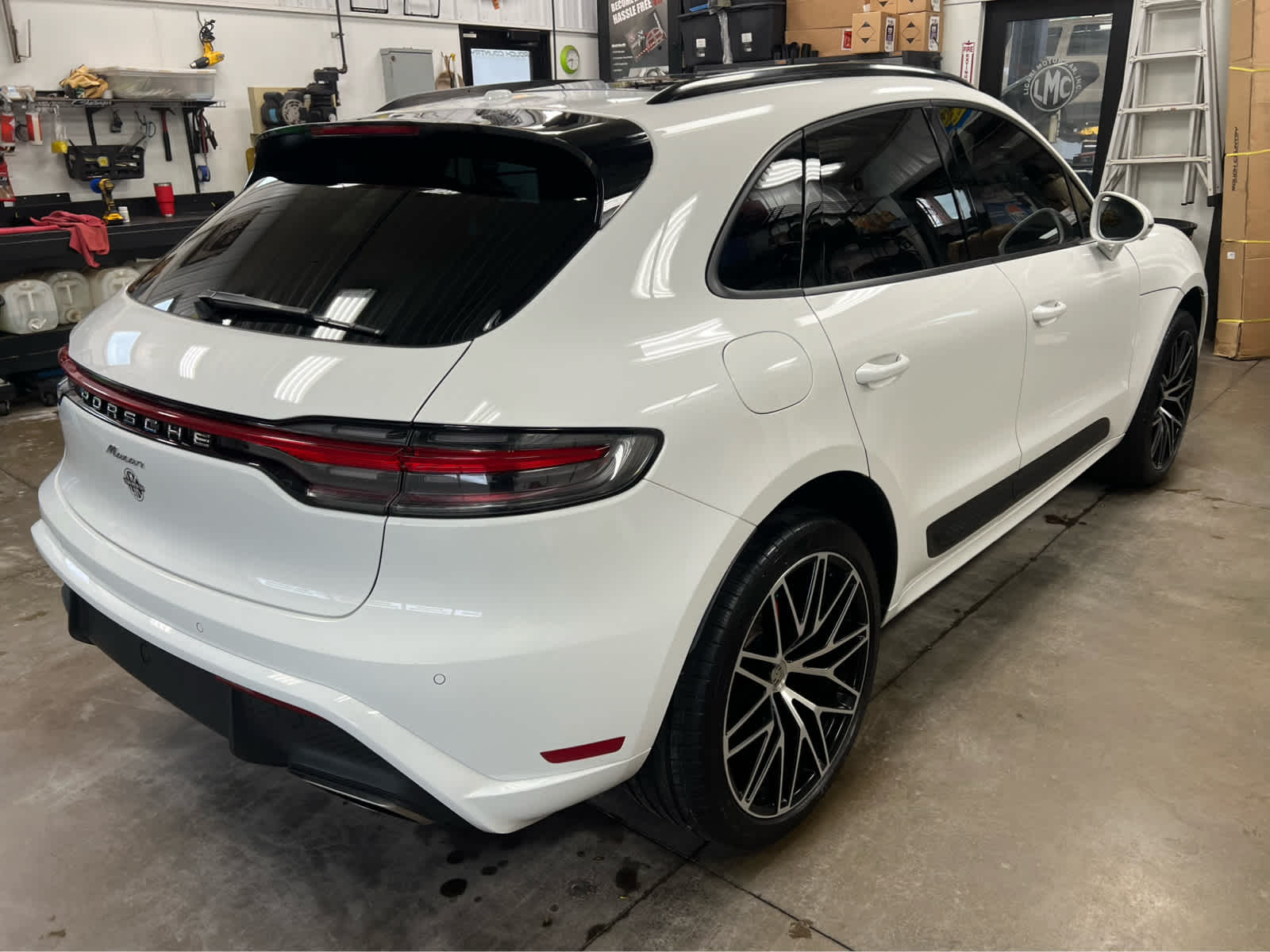 2024 Porsche Macan Base