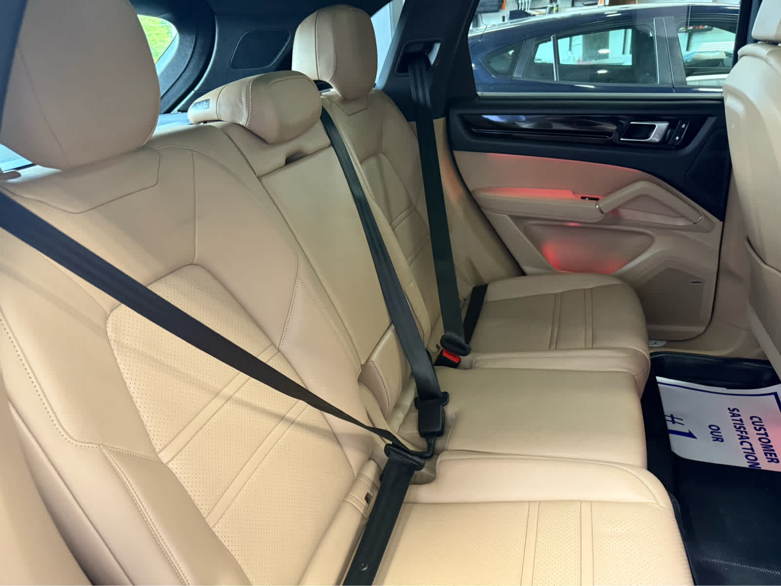 2023 Porsche Cayenne Platinum Edition