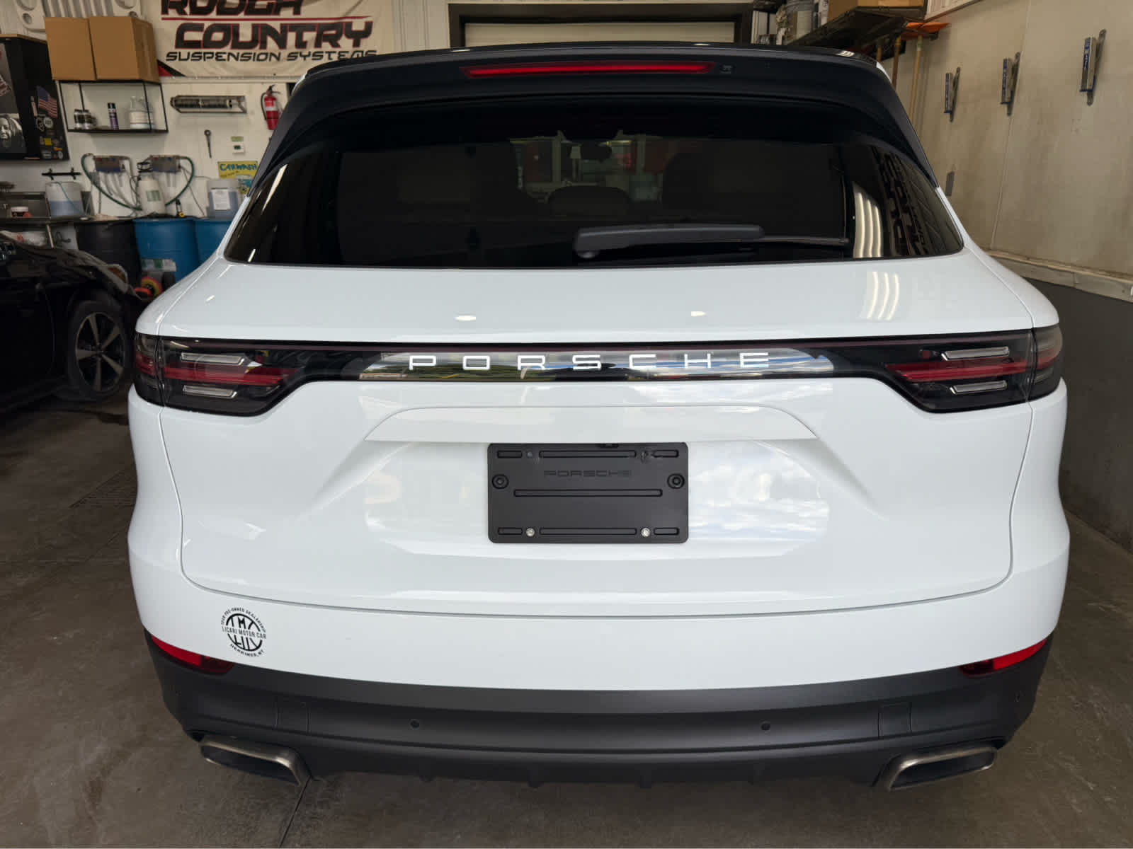 2023 Porsche Cayenne Platinum Edition