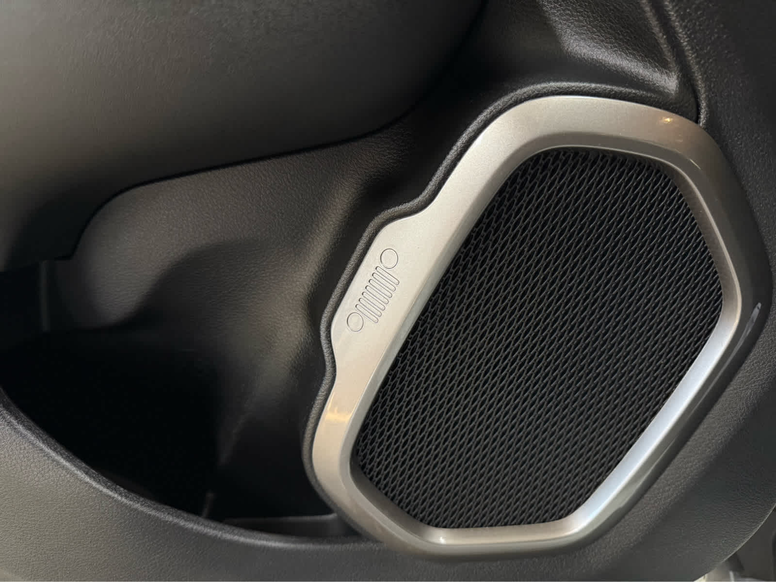 2023 Jeep Renegade Limited